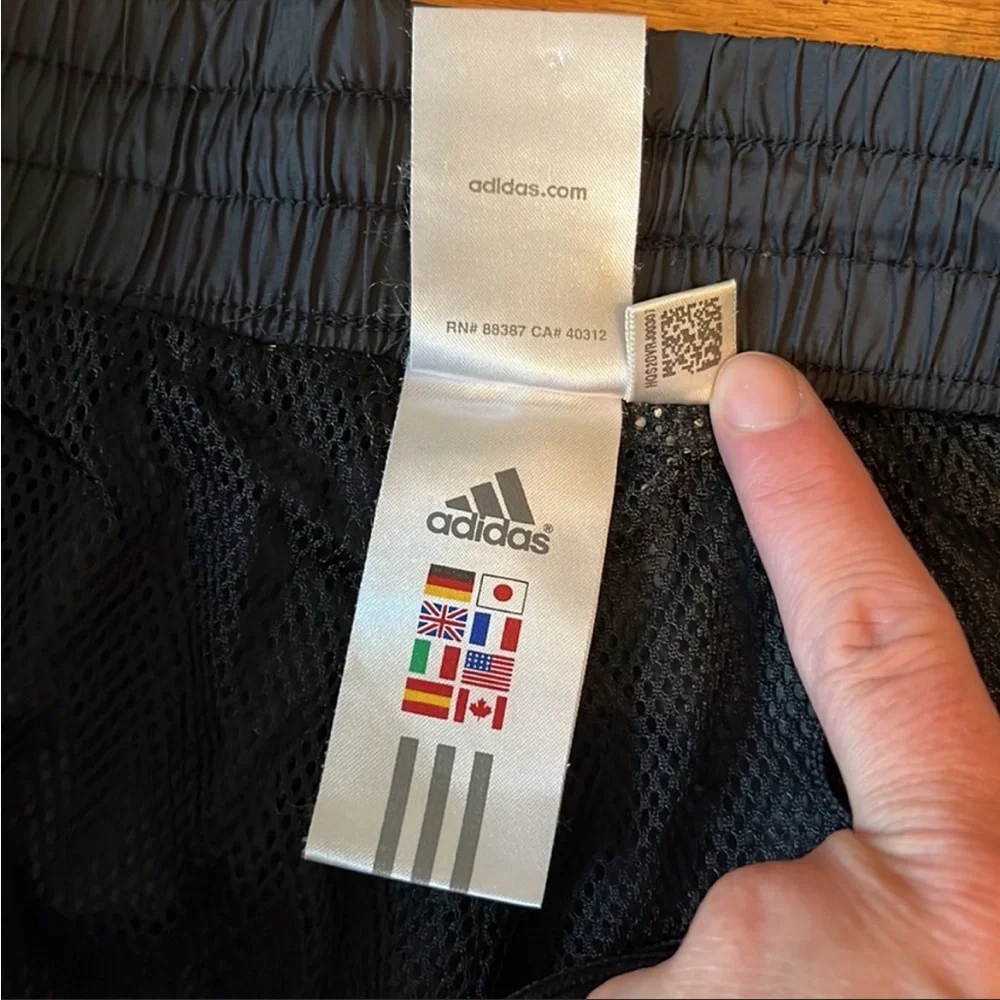 Adidas Mens XL Windbreaker 3 Stripe Black Track Pants with Pockets